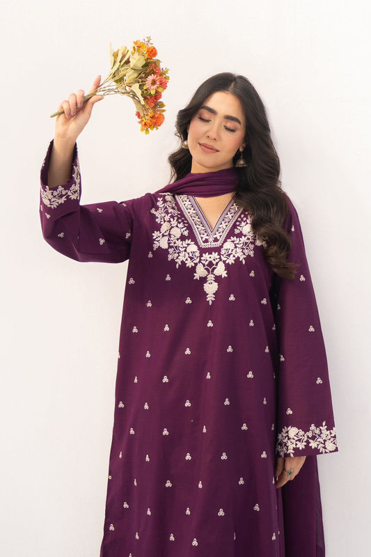 Batik Premium Embroidered Lawn 3 Piece Suit – Heavy Embroidered Front, Chiffon Dupatta & Trouser Patch