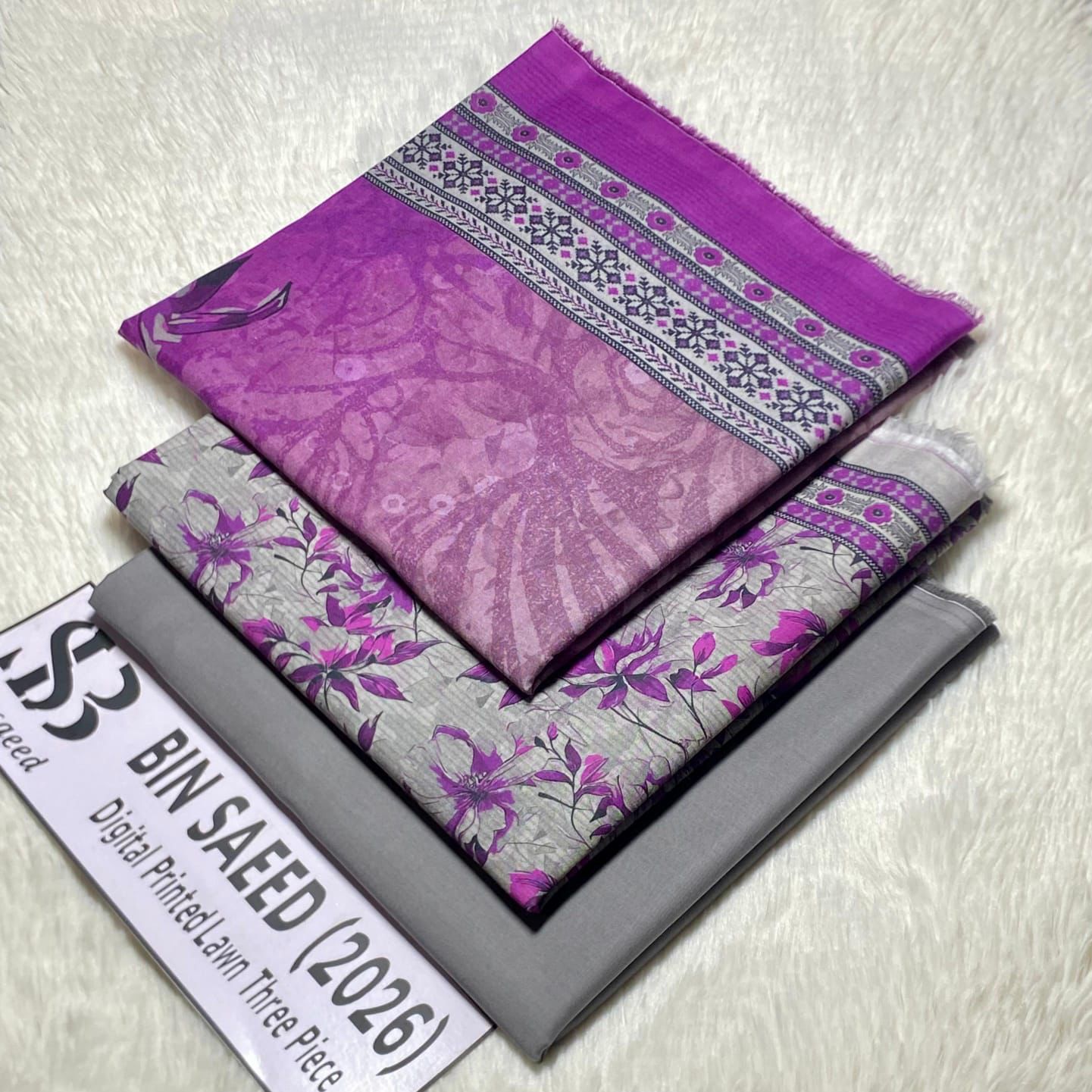 Bin Saeed Original Printed Lawn 3 Piece Suit 2026 – Printed Shirt, Voil Lawn Dupatta & Dyed Trouser